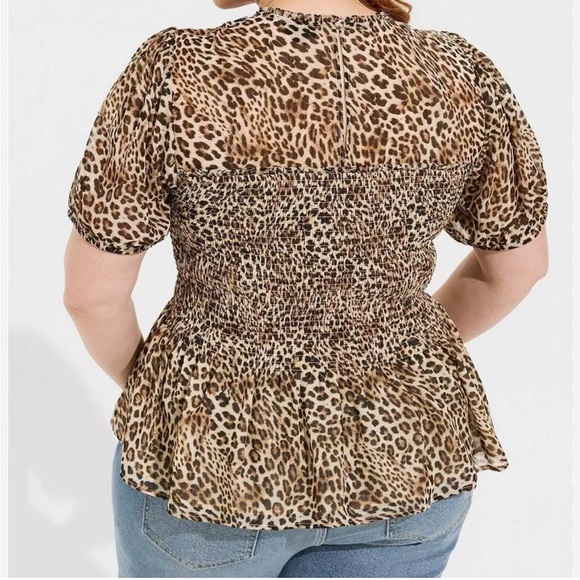 NWT Torrid Chiffon Ruffle Mock Neck Smocked Crop Top leopard print Sz 4x/26  *H3 - Picture 2 of 6